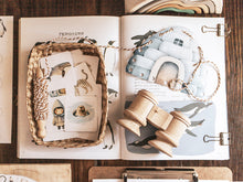 Load image into Gallery viewer, ARCTIC FRIENDS MORNING BASKET