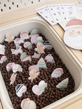 Load image into Gallery viewer, CHRISTMAS SANTA'S VILLAGE MORNING BASKET