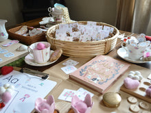 Load image into Gallery viewer, ALICE IN WONDERLAND MORNING BASKET