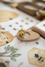 Load image into Gallery viewer, HONEY BEE MINI UNIT STUDY