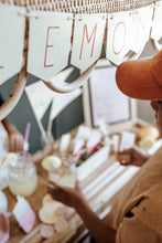 Load image into Gallery viewer, LEMONADE STAND DRAMATIC PLAY SET