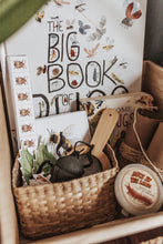 Load image into Gallery viewer, BUGS/ENTOMOLOGY MORNING BASKET