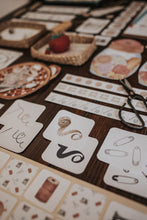 Load image into Gallery viewer, TEXTILES MORNING BASKET
