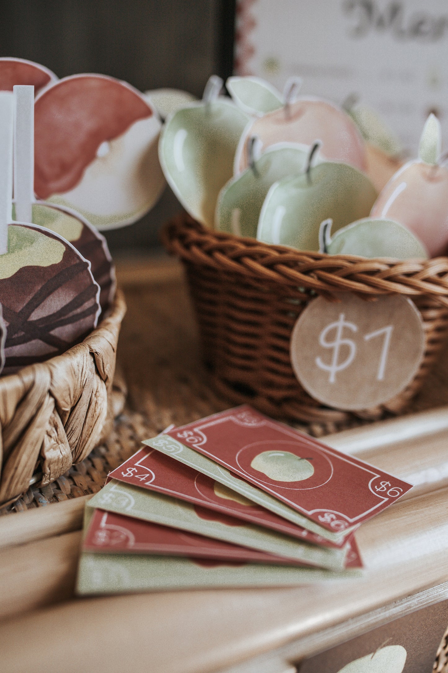 APPLE ORCHARD DRAMATIC PLAY SET