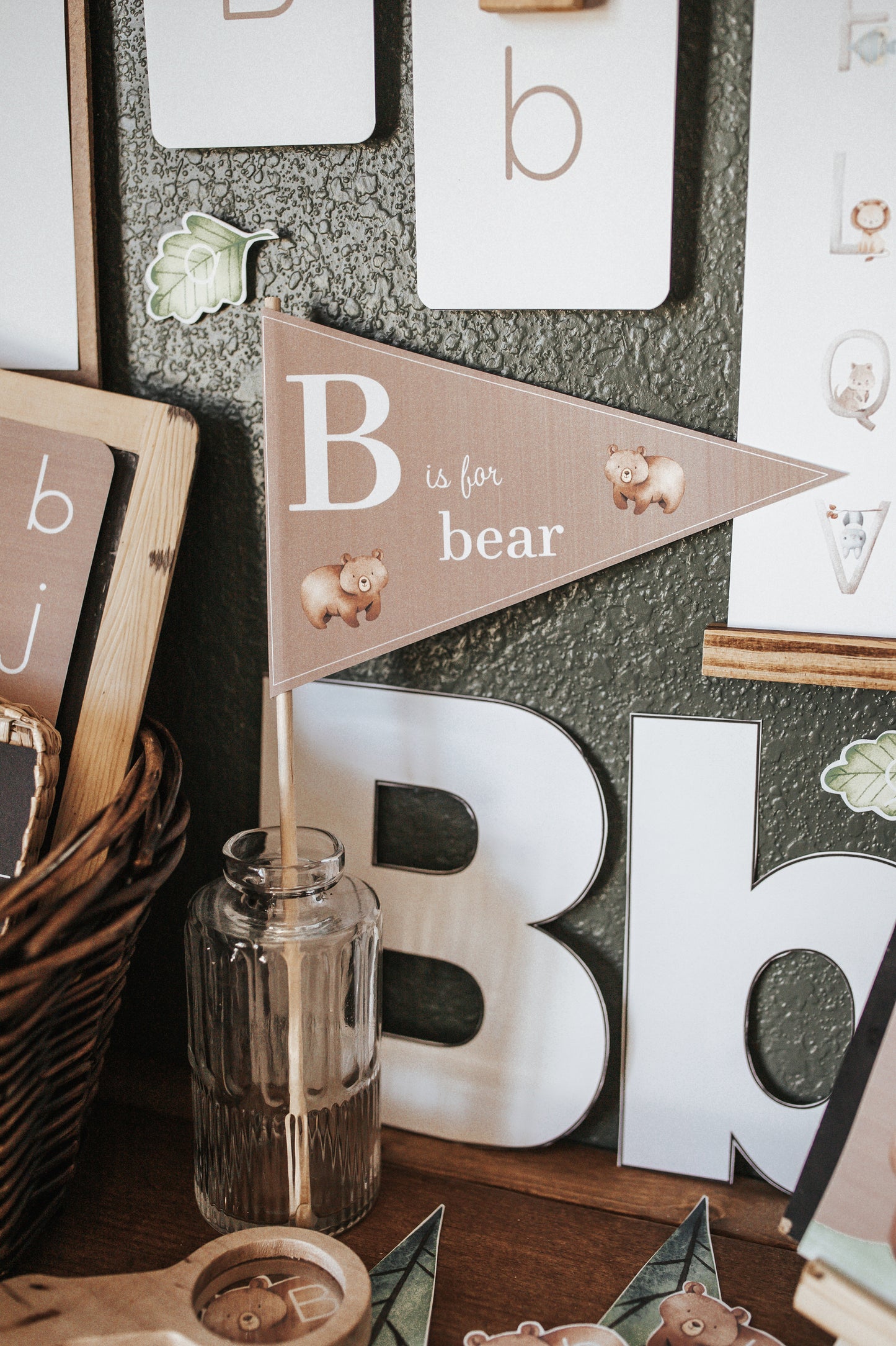 LETTER BASKETS