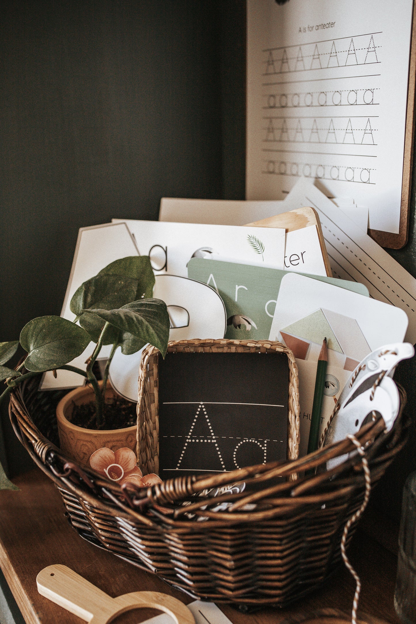 LETTER BASKETS