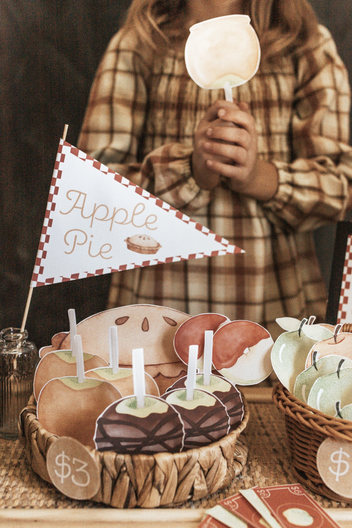 APPLE ORCHARD DRAMATIC PLAY SET