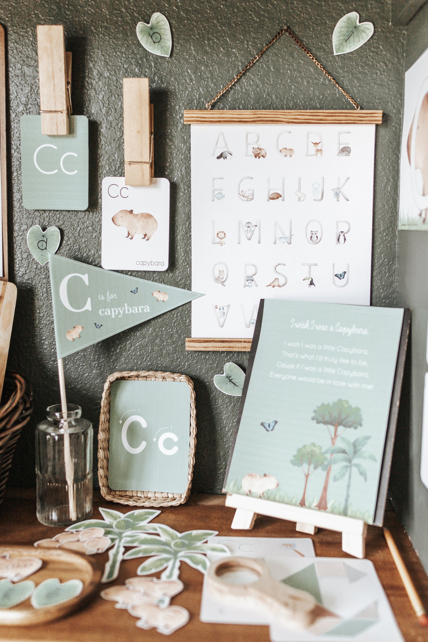 LETTER BASKETS