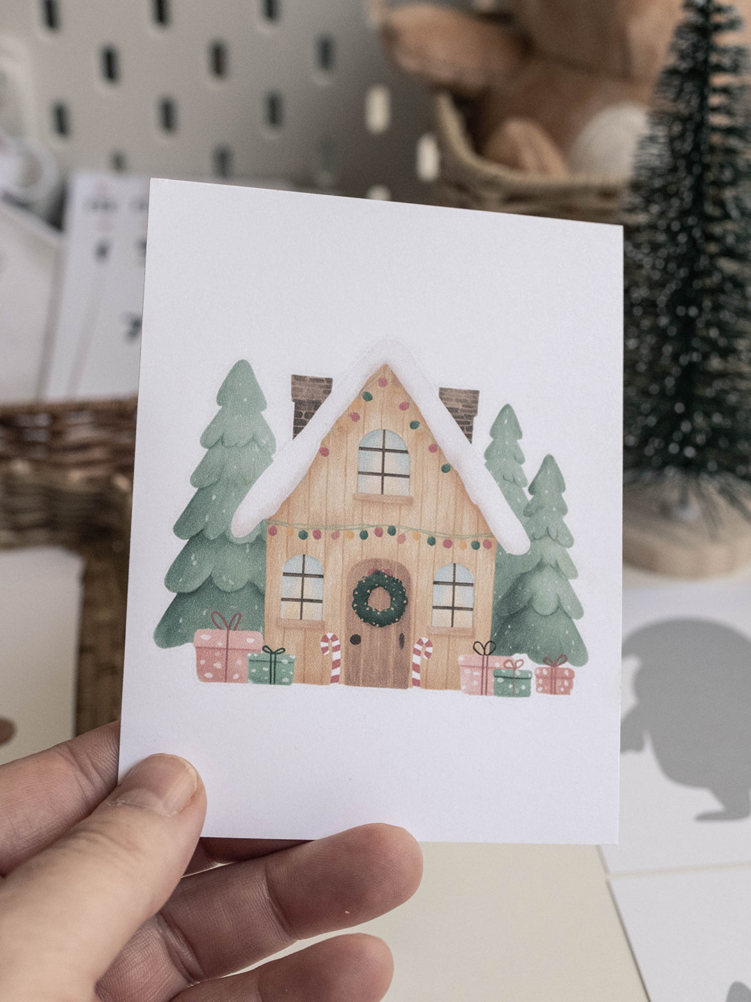 CHRISTMAS SANTA'S VILLAGE MORNING BASKET