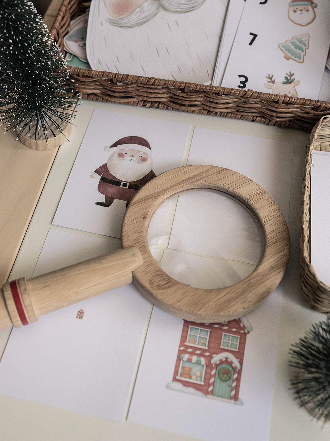 CHRISTMAS SANTA'S VILLAGE MORNING BASKET
