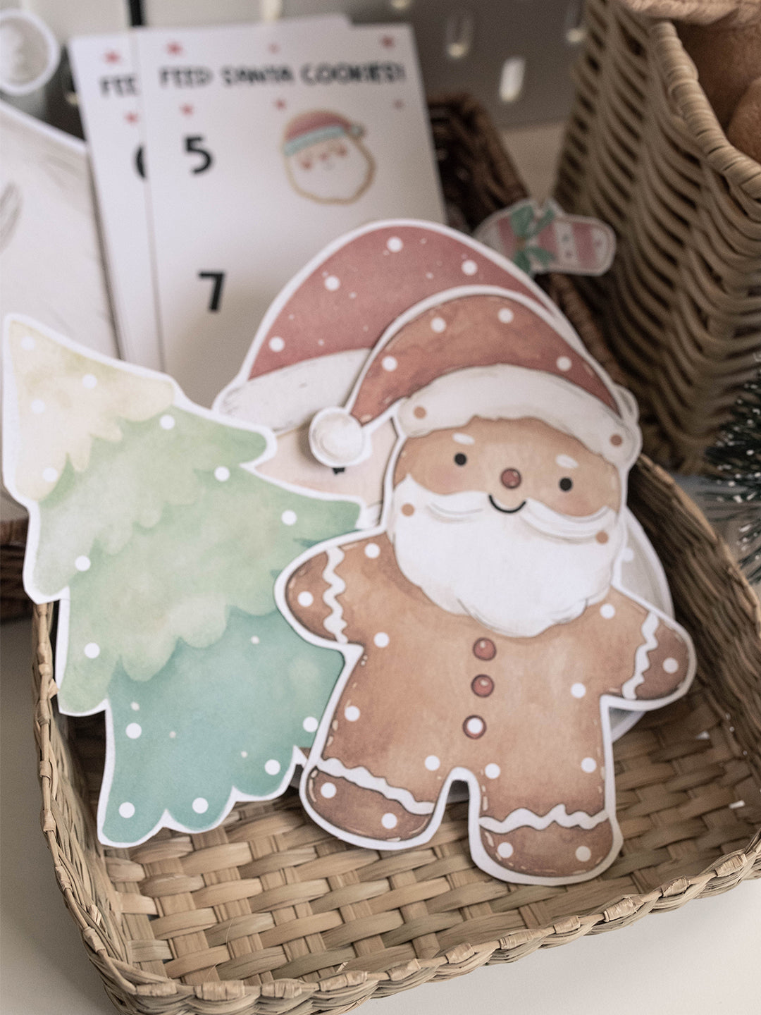 CHRISTMAS SANTA'S VILLAGE MORNING BASKET