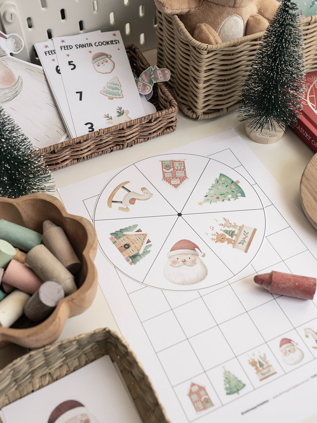 CHRISTMAS SANTA'S VILLAGE MORNING BASKET