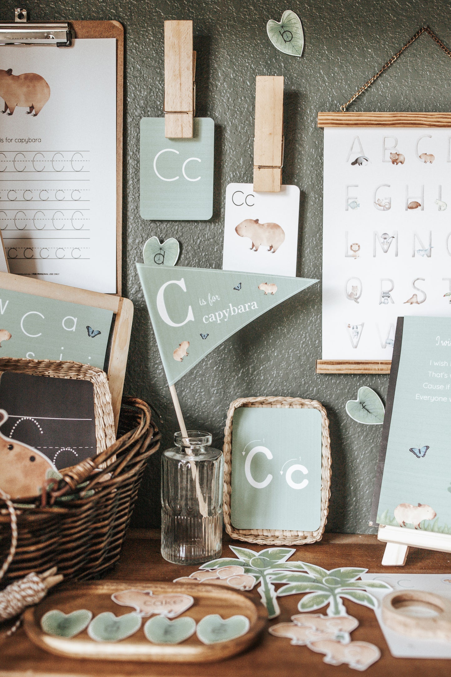 LETTER BASKETS