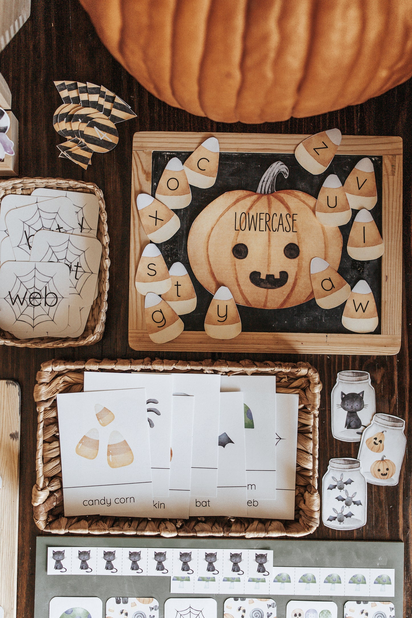HALLOWEEN TRICK OR TREAT MORNING BASKET