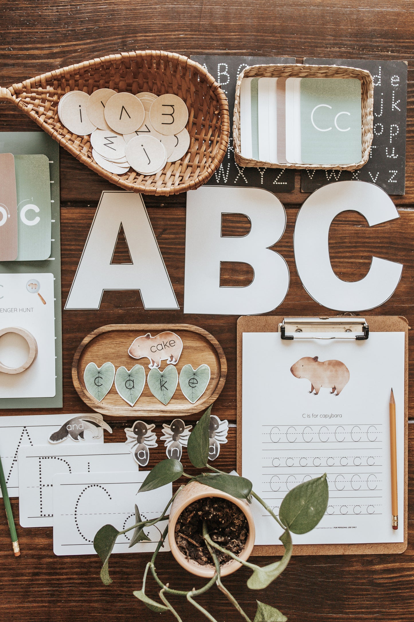 LETTER BASKETS