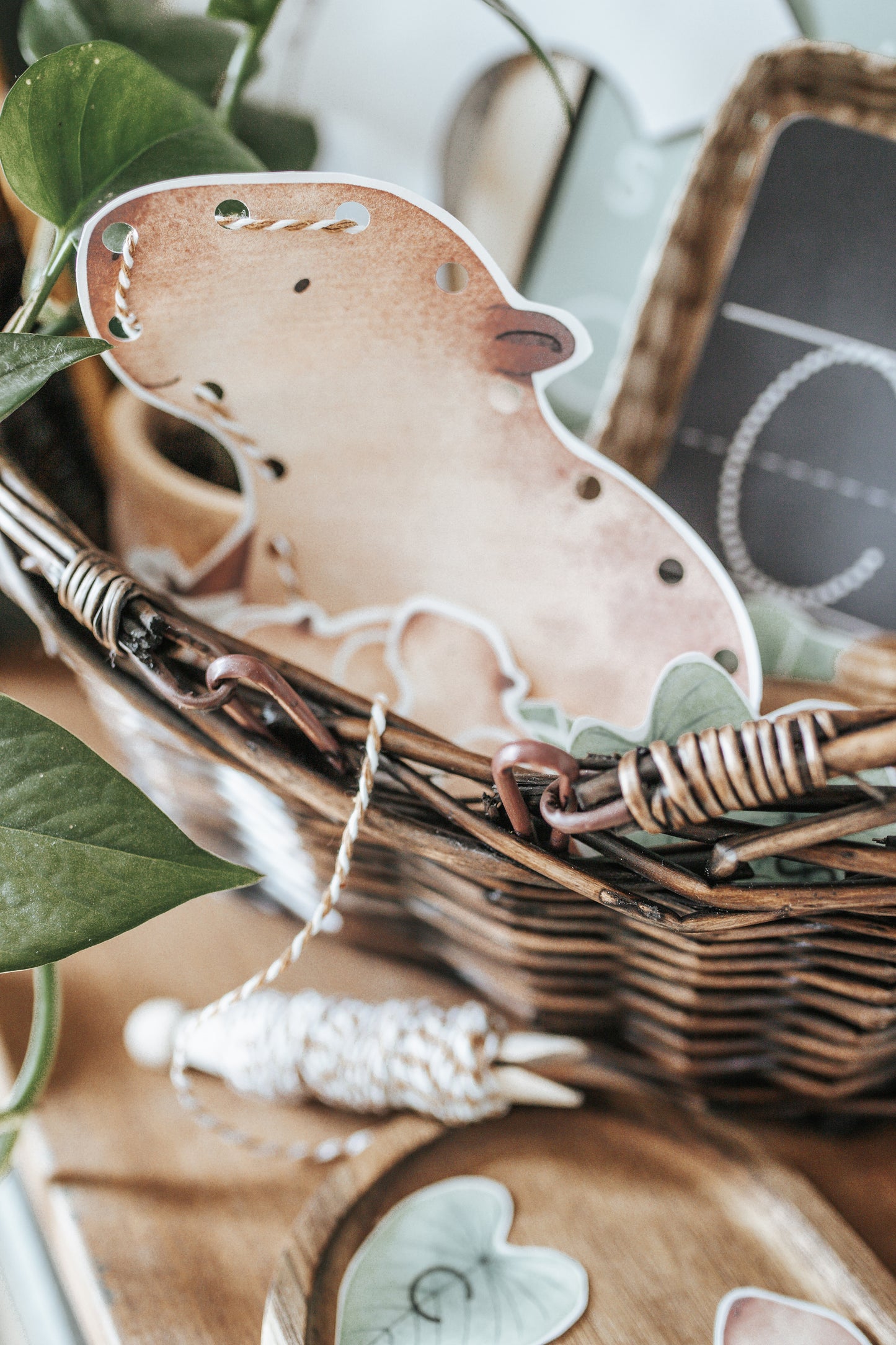 LETTER BASKETS