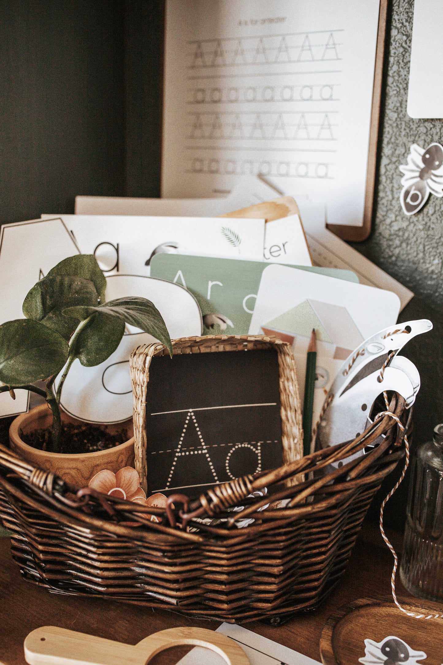 LETTER BASKETS