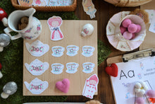 Load image into Gallery viewer, ALICE IN WONDERLAND MORNING BASKET
