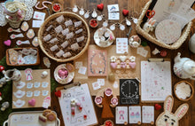 Load image into Gallery viewer, ALICE IN WONDERLAND MORNING BASKET
