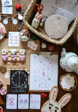 Load image into Gallery viewer, ALICE IN WONDERLAND MORNING BASKET

