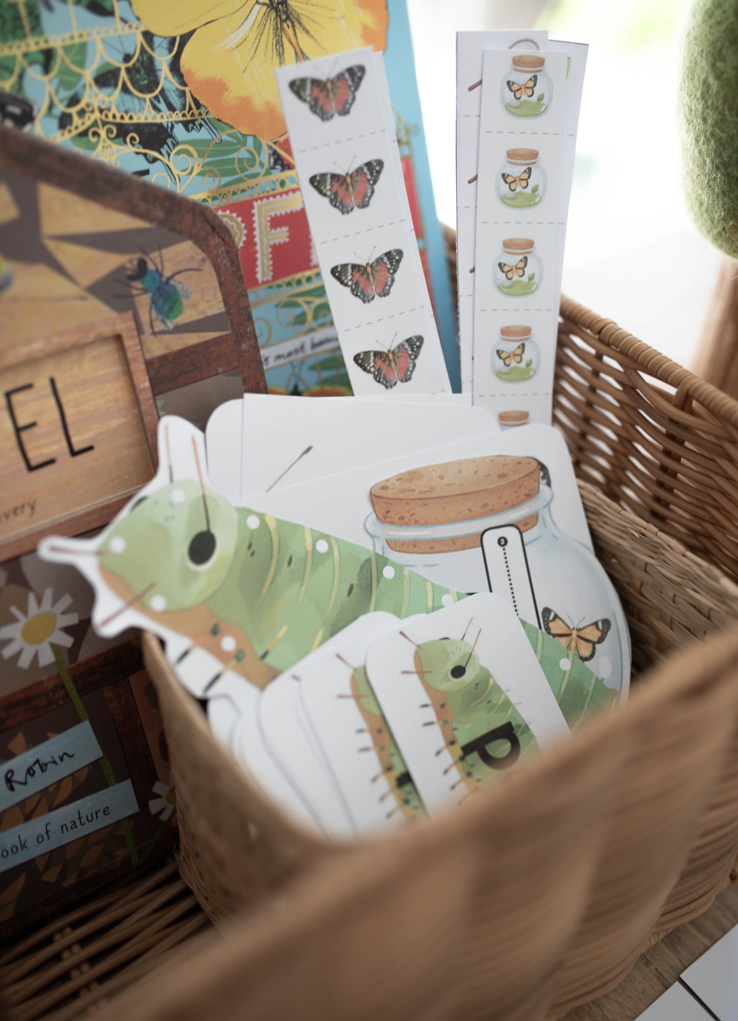 BUTTERFLY MORNING BASKET