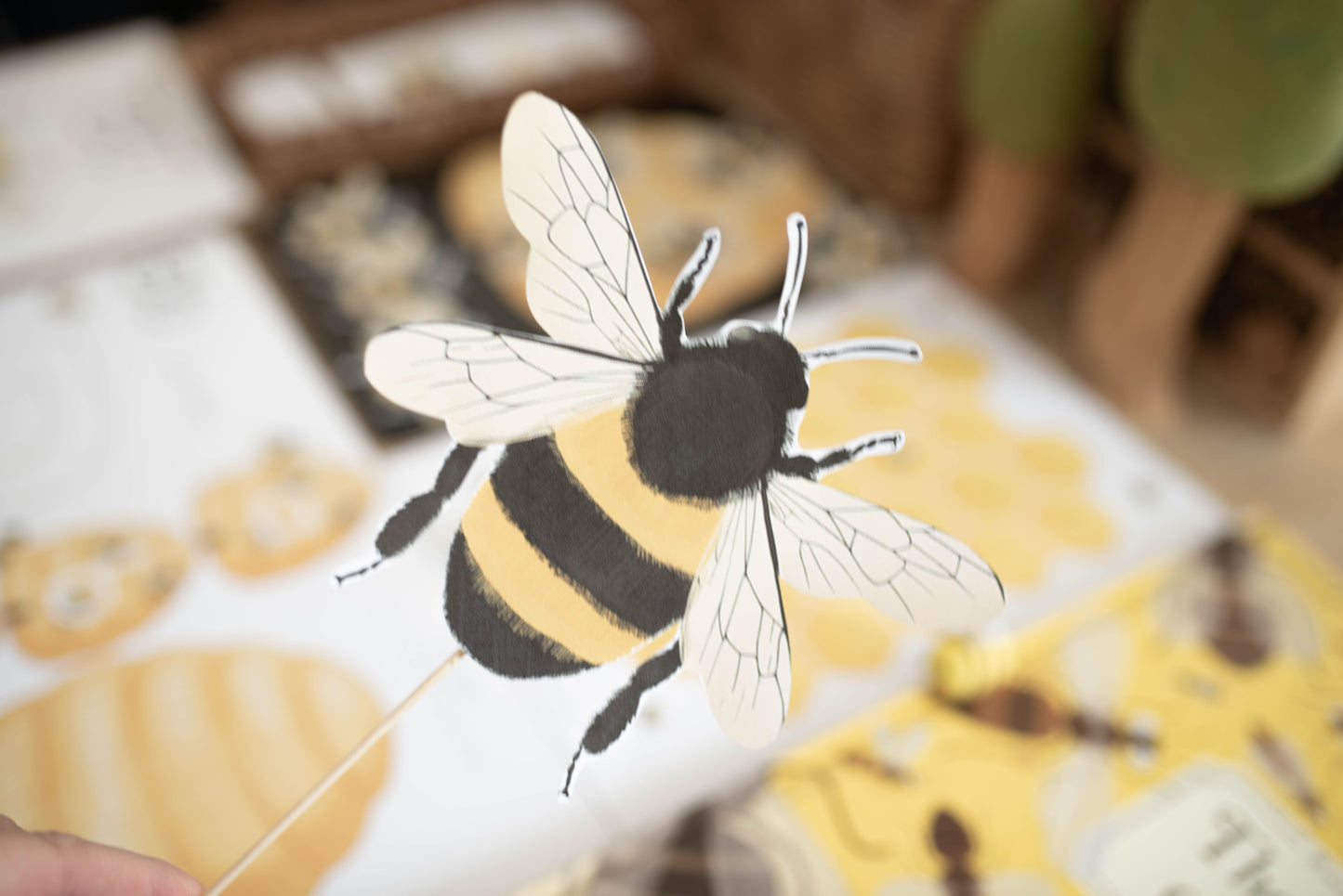 HONEY BEE MINI UNIT STUDY