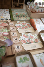 Load image into Gallery viewer, GARDENING MORNING BASKET
