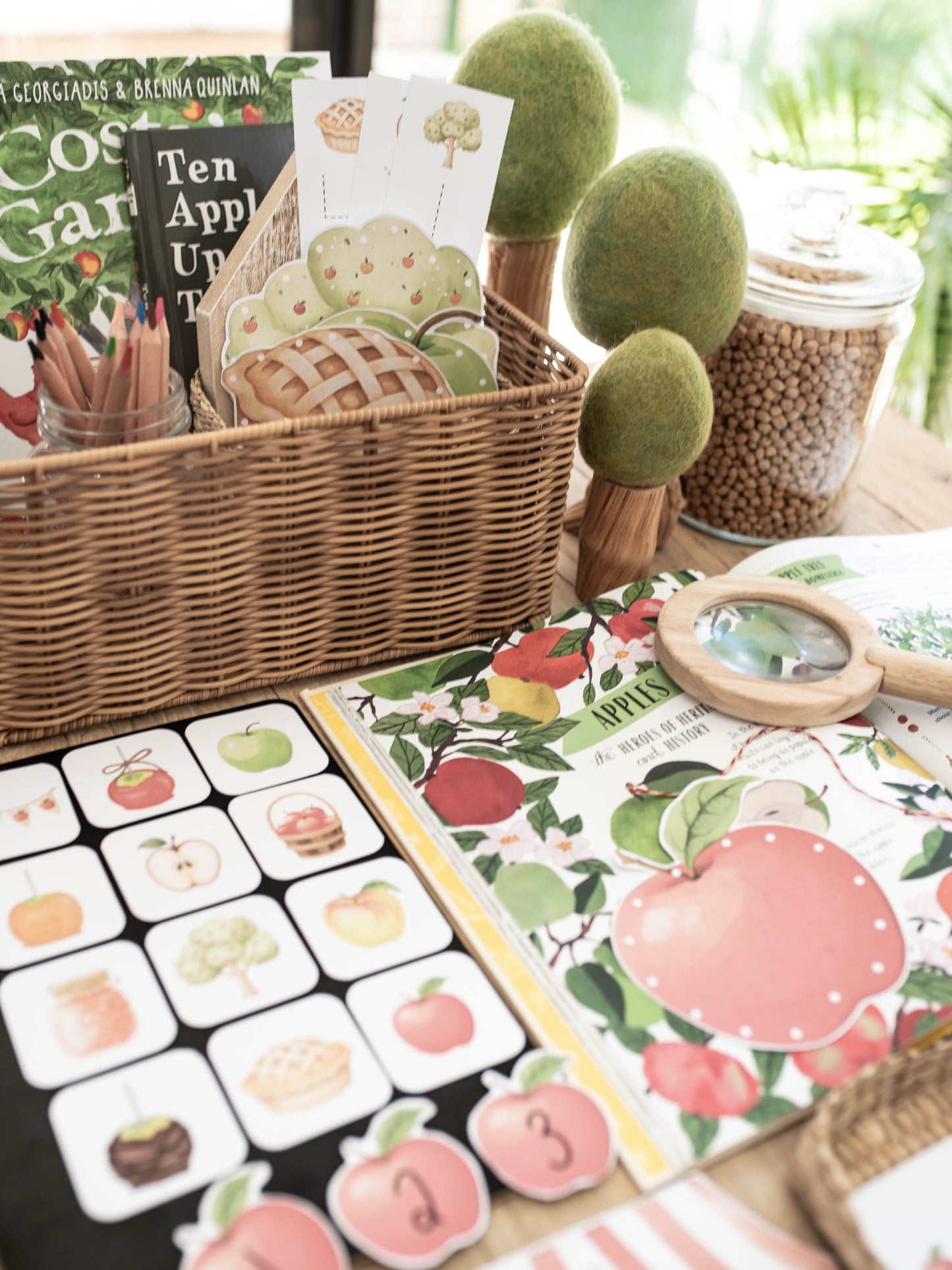 APPLE ORCHARD MORNING BASKET
