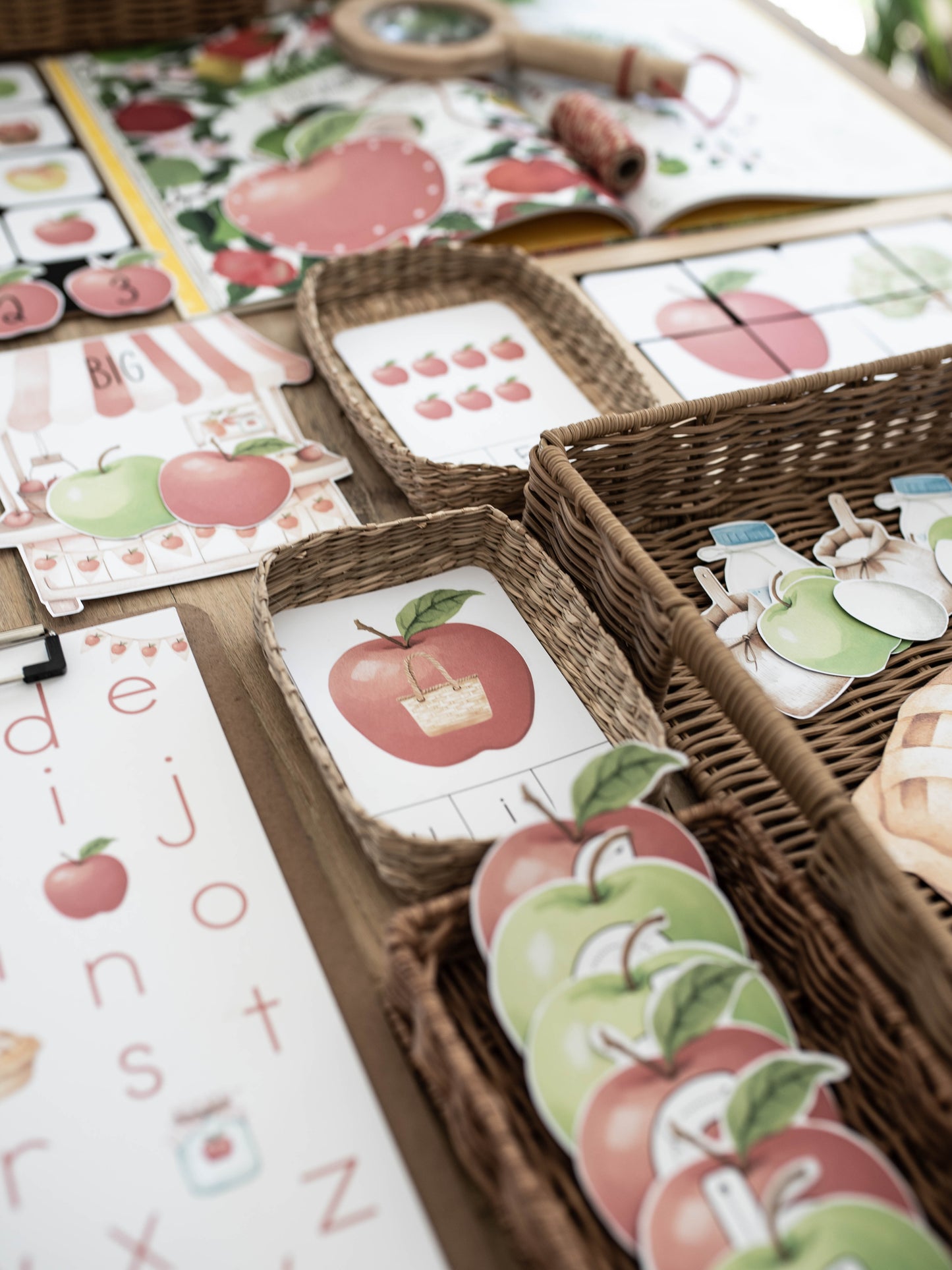 APPLE ORCHARD MORNING BASKET
