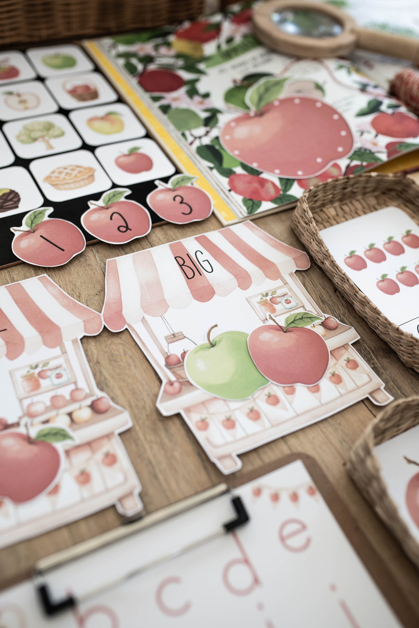 APPLE ORCHARD MORNING BASKET
