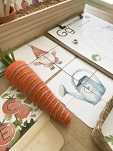 Load image into Gallery viewer, GARDENING MORNING BASKET
