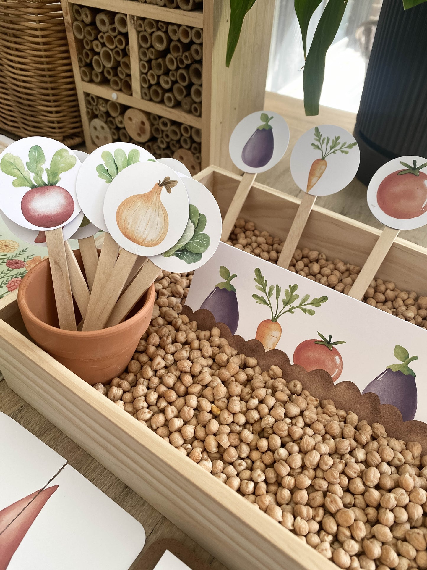GARDENING MORNING BASKET