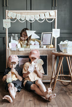 Load image into Gallery viewer, LEMONADE STAND DRAMATIC PLAY SET
