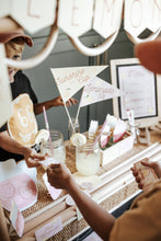 Load image into Gallery viewer, LEMONADE STAND DRAMATIC PLAY SET
