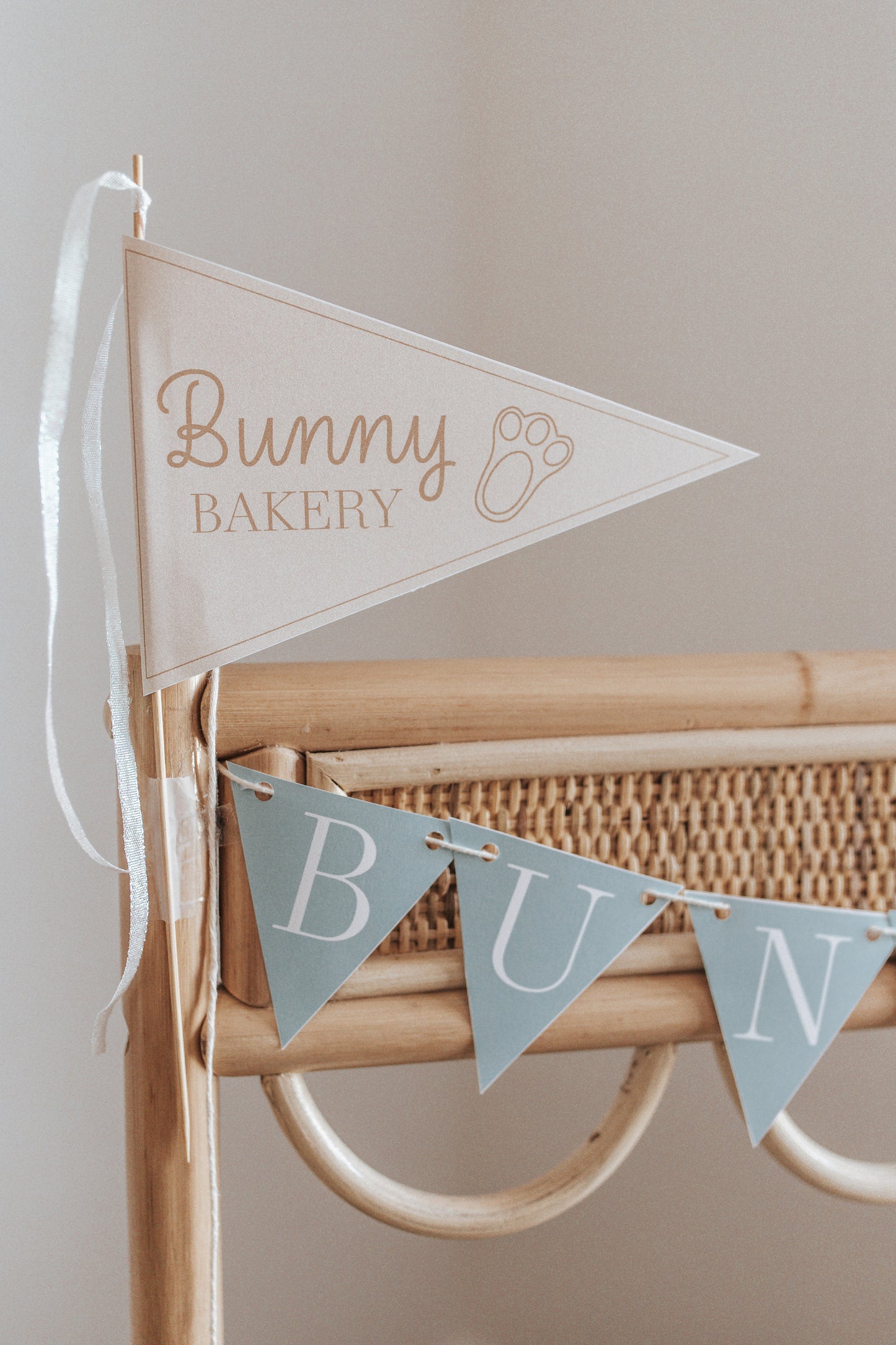 BUNNY BAKERY DRAMATIC PLAY SET
