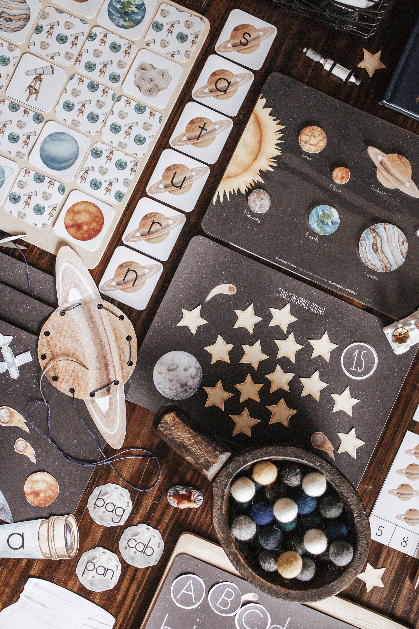 ASTRONOMY MORNING BASKET