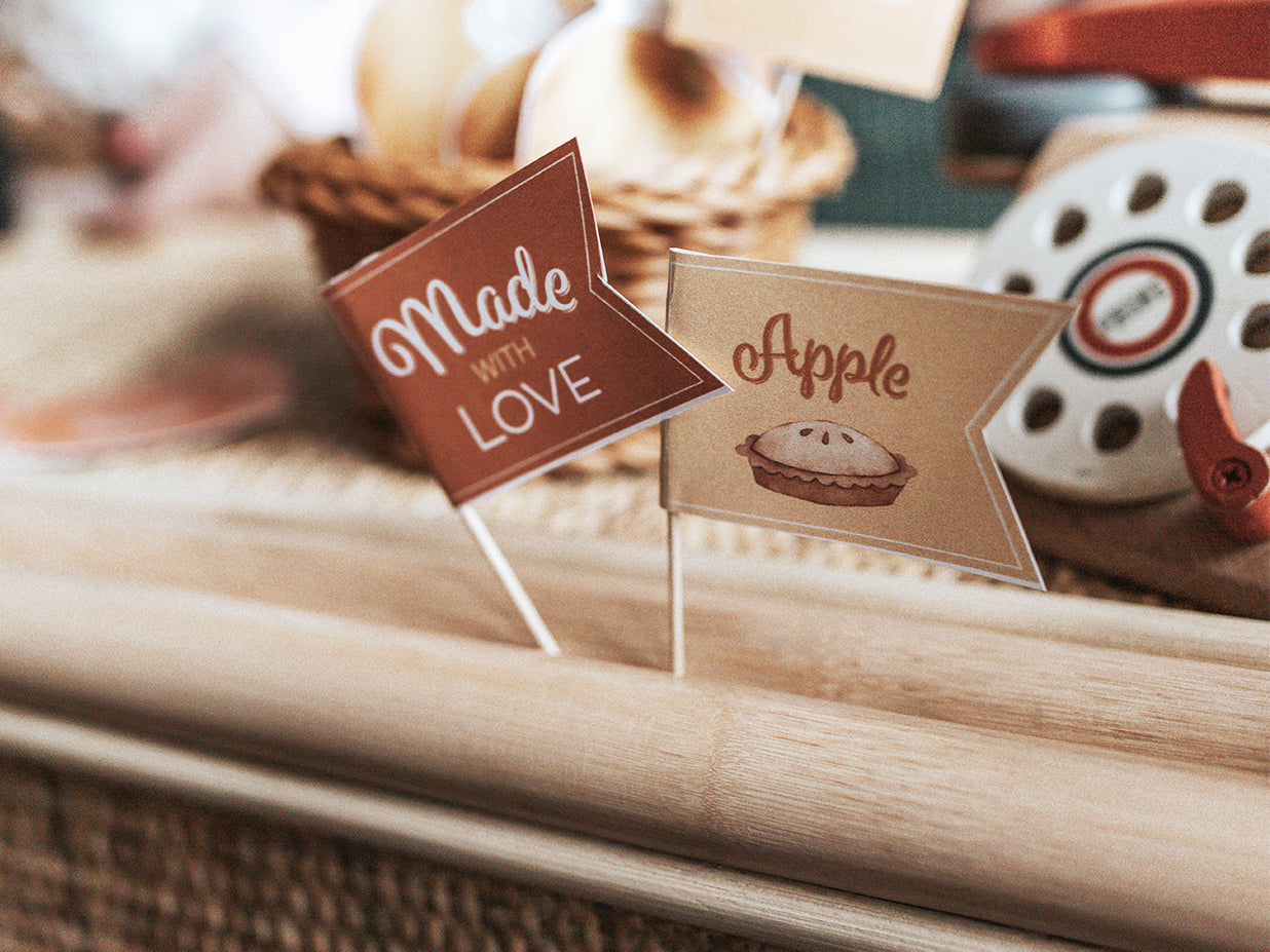 PIE STAND DRAMATIC PLAY SET