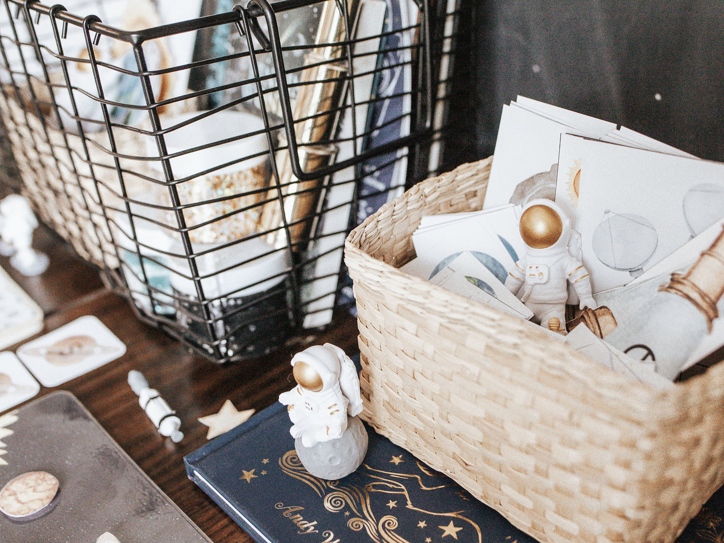 ASTRONOMY MORNING BASKET