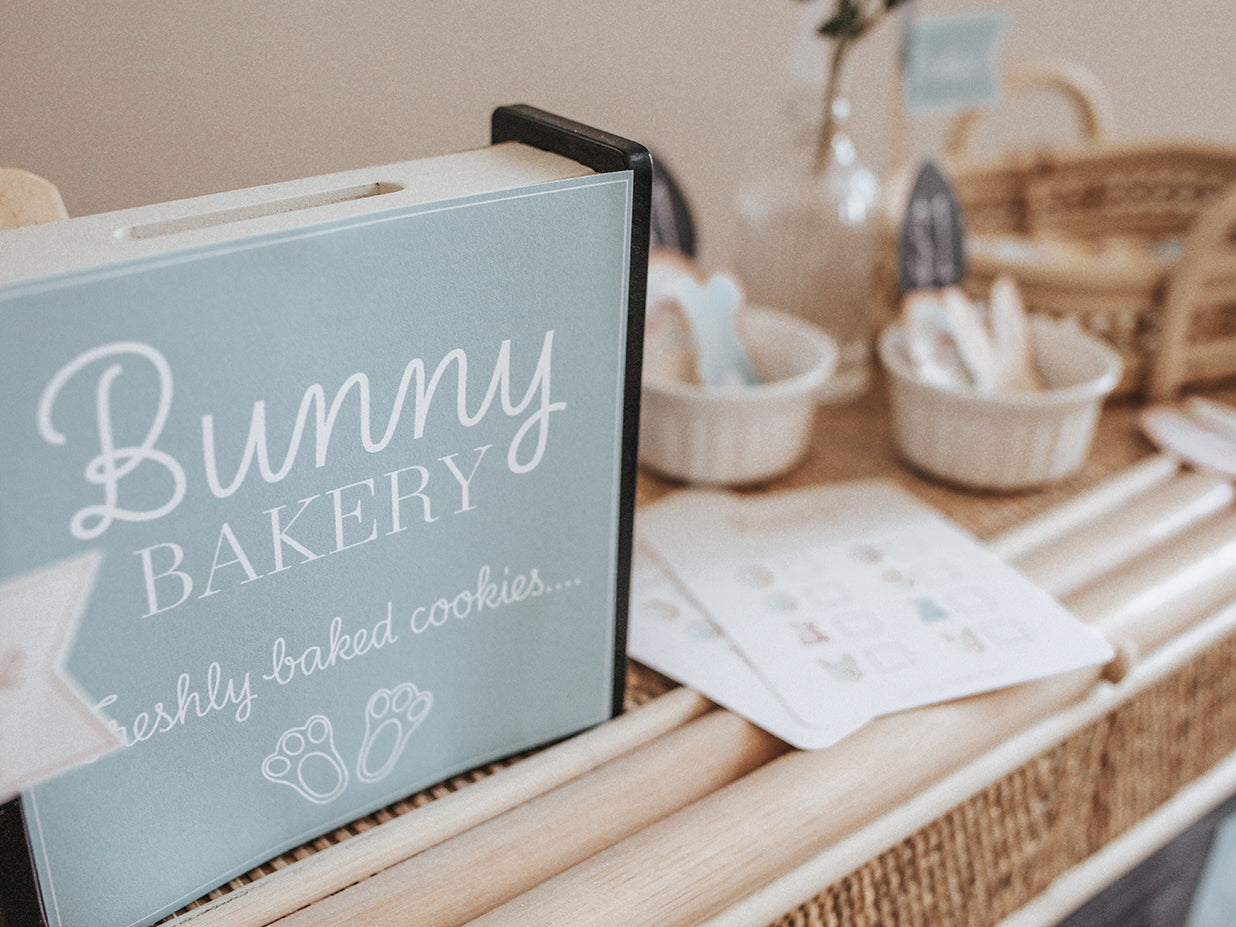 BUNNY BAKERY DRAMATIC PLAY SET