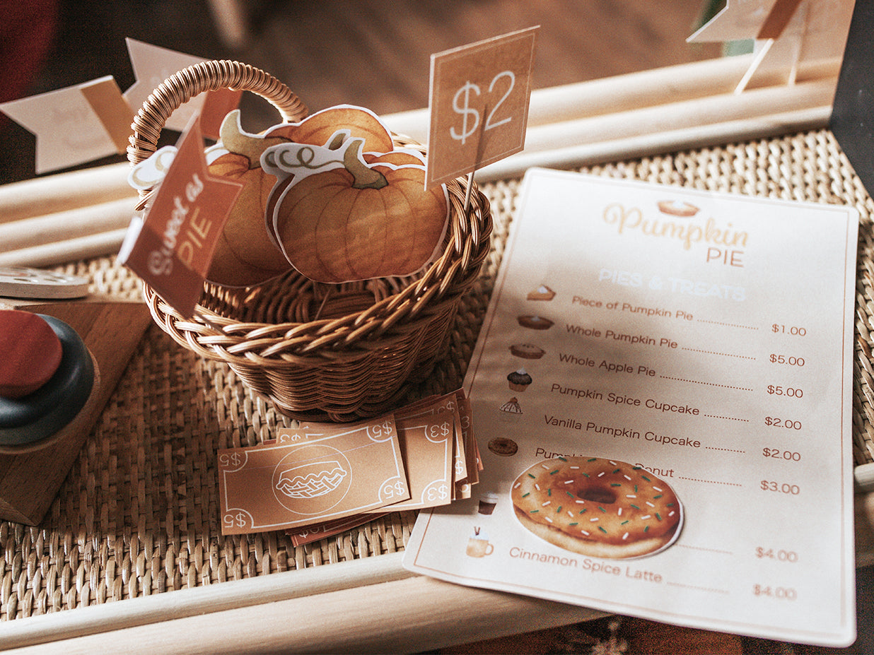 PIE STAND DRAMATIC PLAY SET