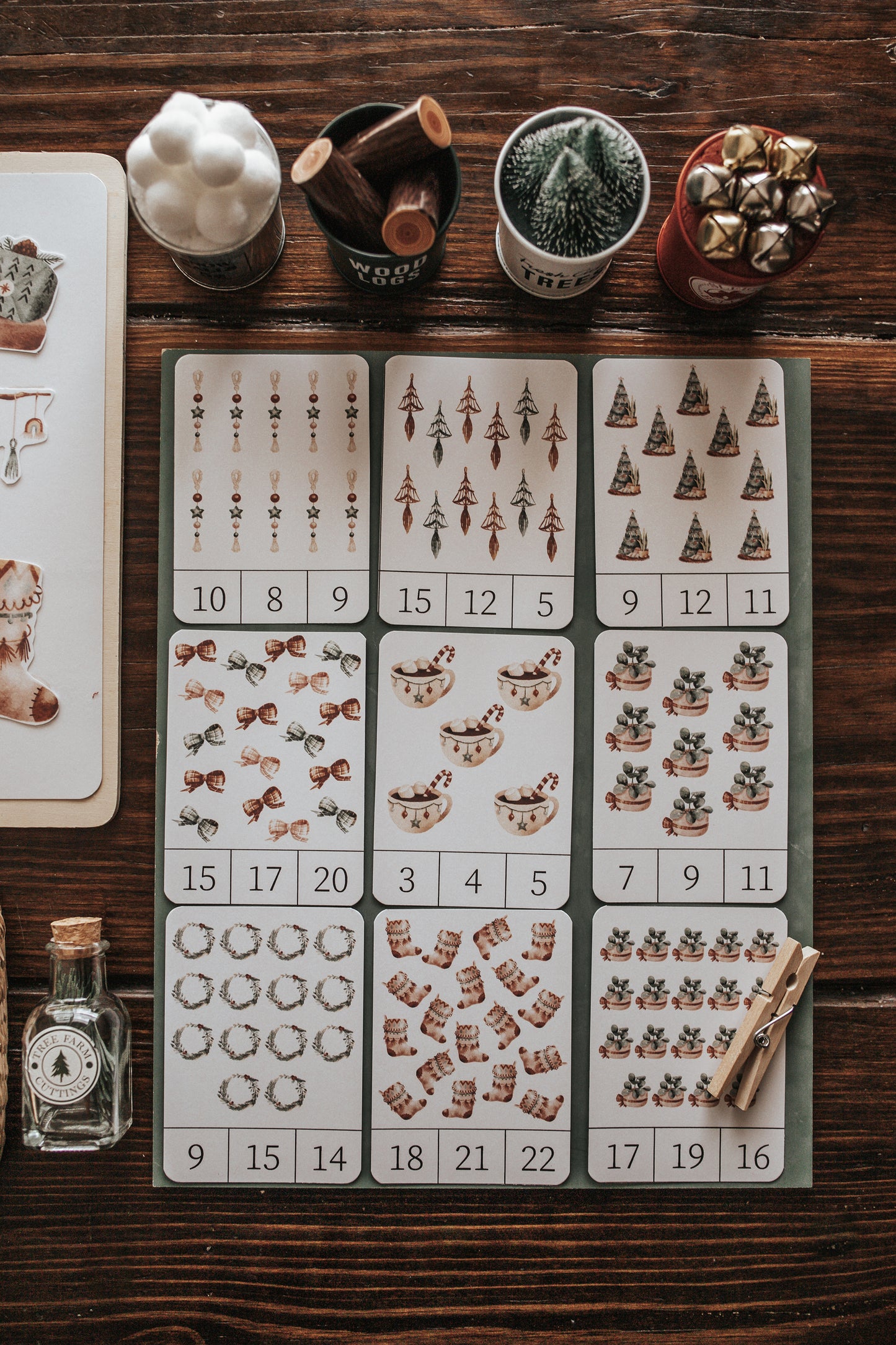 CHRISTMAS COUNT & CLIP CARDS AND MATCHING ACTIVITY FREEBIE