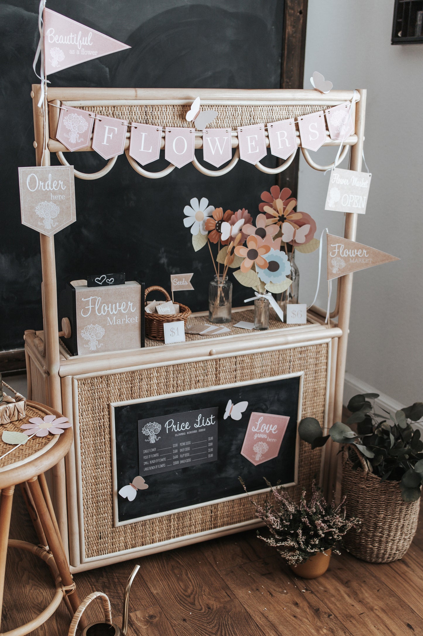 FLOWER MARKET DRAMATIC PLAY SET
