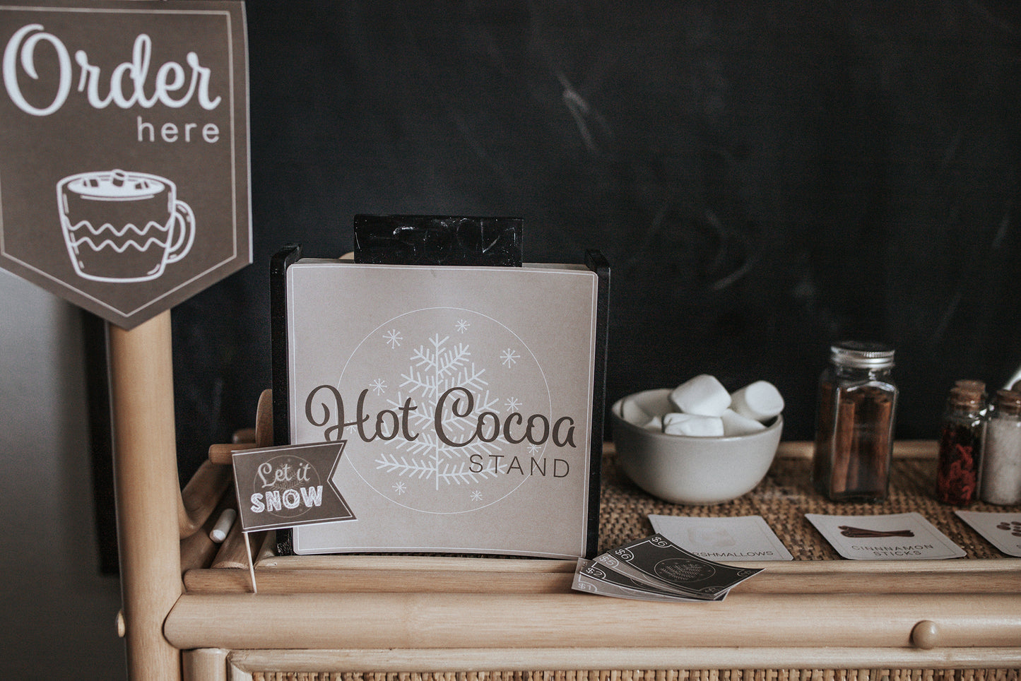 HOT COCOA STAND CHRISTMAS  DRAMATIC PLAY SET